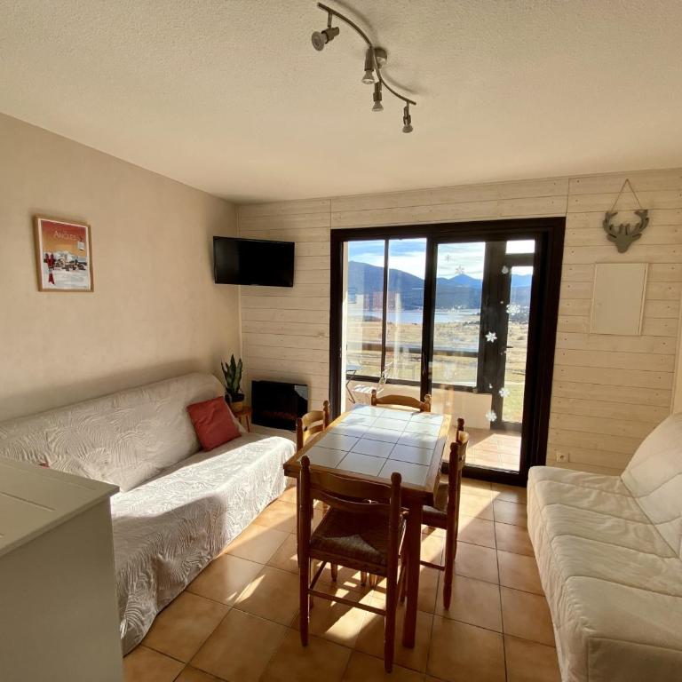 Les Angles - Appartement cosy T2 - 6 personnes avec parking et véranda - FR-1-758-15 - Apartment - 4