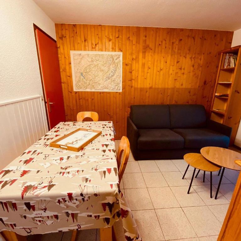 Appartement cosy avec terrasse, parking et vue montagne à La Clusaz - FR-1-459-220 - Apartment - 6