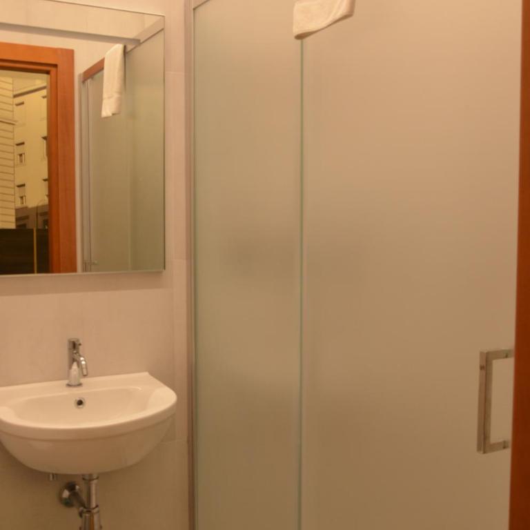 Hotel Mia Cara & Spa - Camera Piccola Doppia con Letti Singoli - 3