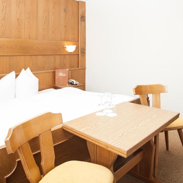 Gasthof Talblick - Dreibettzimmer mit Bergblick - 3
