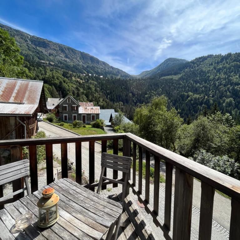 Apartment Cascade 3 minutes from Alpe d Huez Grand Domaine via Oz en Oisans - Apartment mit Terrasse - 12