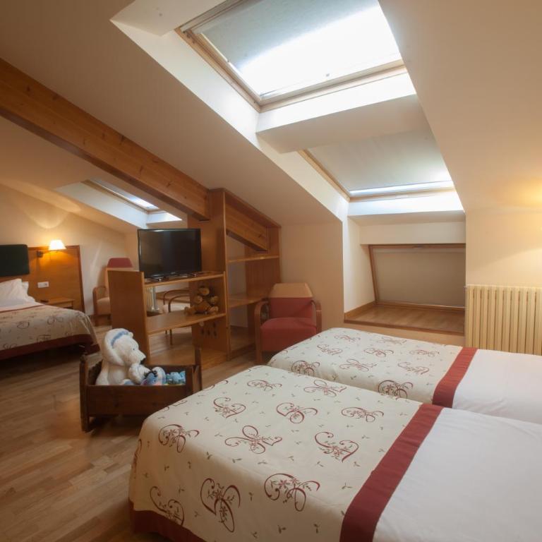 Hotel Bonavida - Habitación Familiar - 2