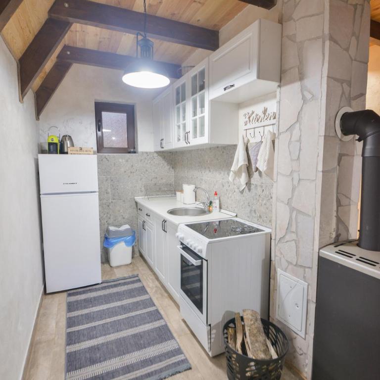 Lux Villas Zabljak - Two-Bedroom Villa - 31