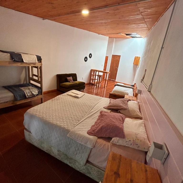 Cataratas Jazz Hostel - Family Room with Private Bathroom - 5