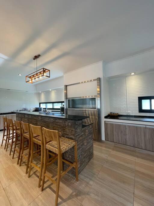 Bitcoins House Los Carpinchos Laguna Brava - Three-Bedroom House - 11