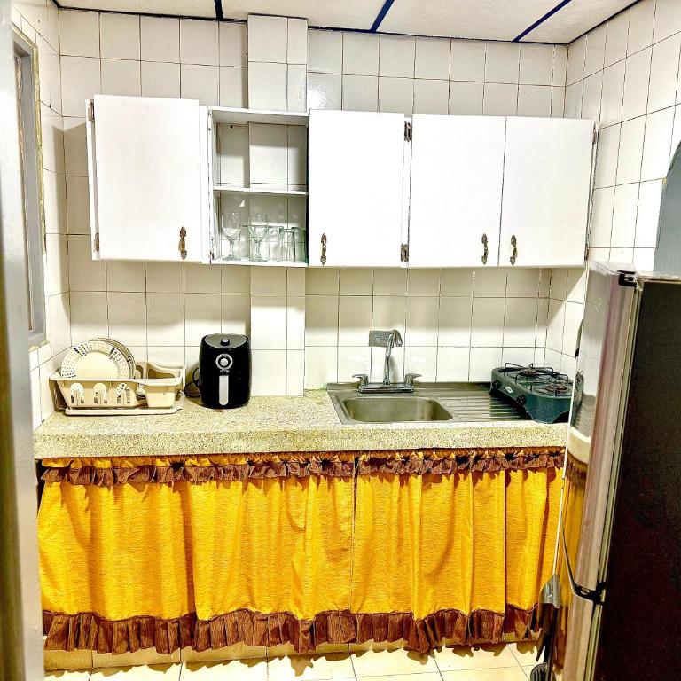 Apartamento bien ubicado con terraza - Apartamento de 2 dormitorios - 4