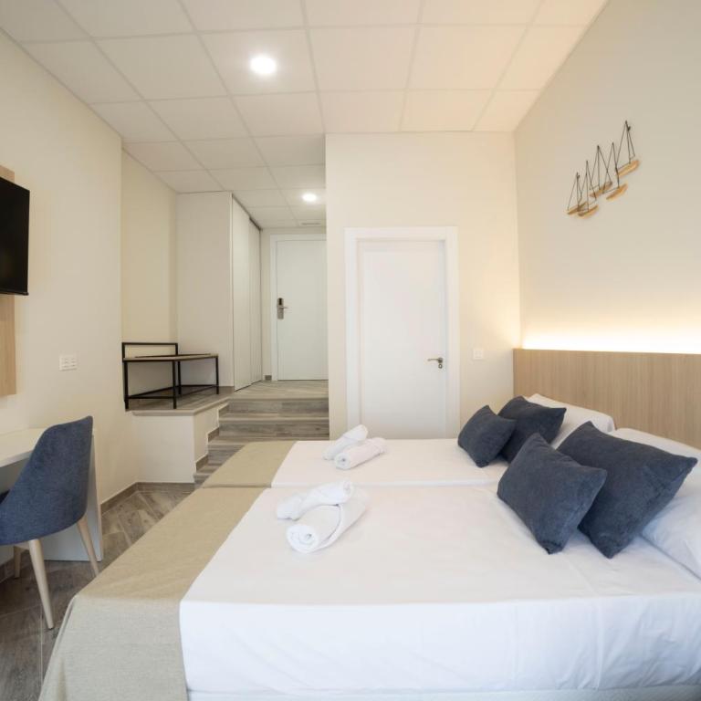 Hostal Altea Karma - Habitación Doble con terraza - 5