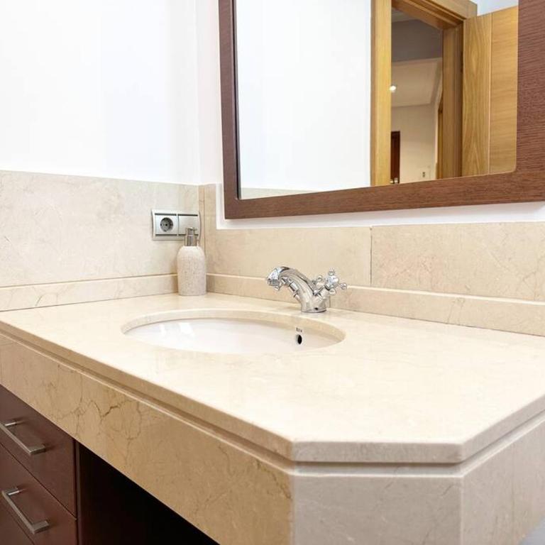 Arte y Vías Salamanca - PARKING GRATIS - Apartamento de 3 dormitorios - 19