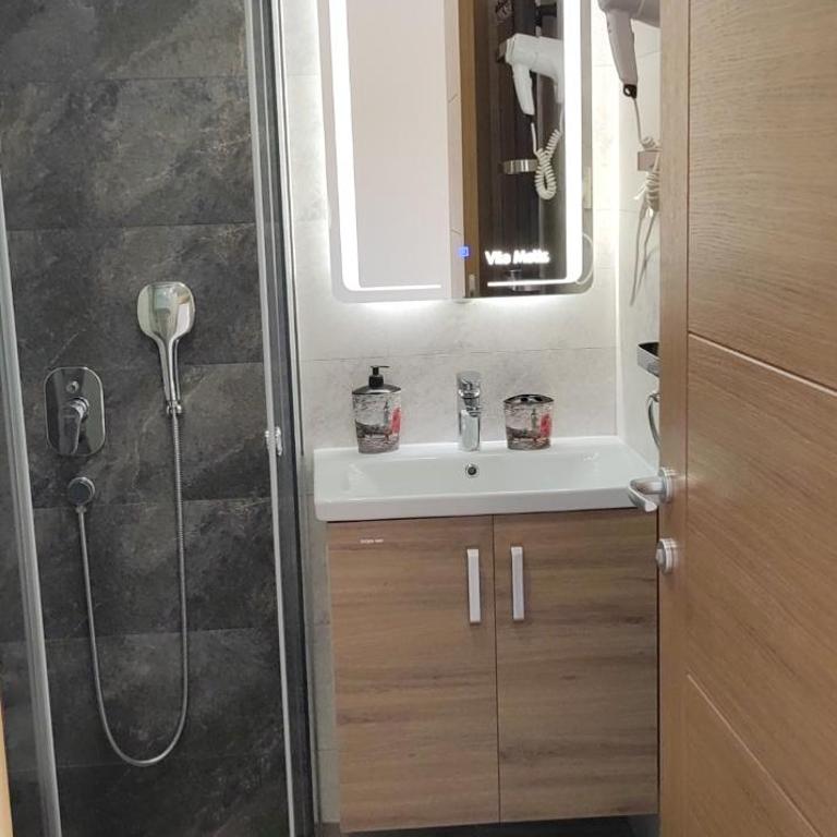 Studio Apartman Valentina Zlatibor - Apartman sa 1 Spavaćom Sobom - 10
