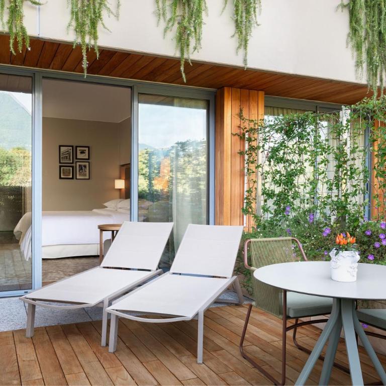 Sheraton Lake Como Hotel - Camera King Deluxe con Balcone - 6