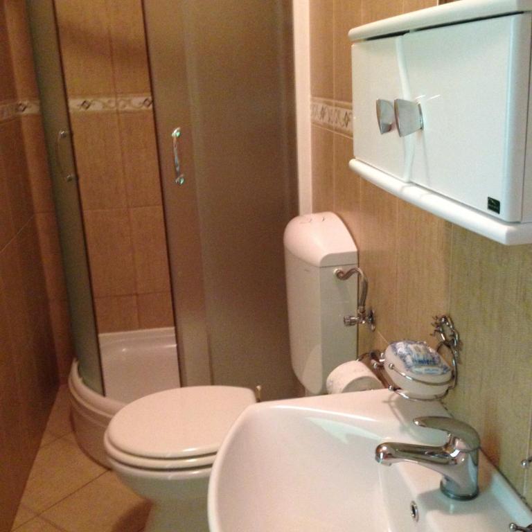 Apartments Matkovic - Two-Bedroom Apartment with Balcony - 7