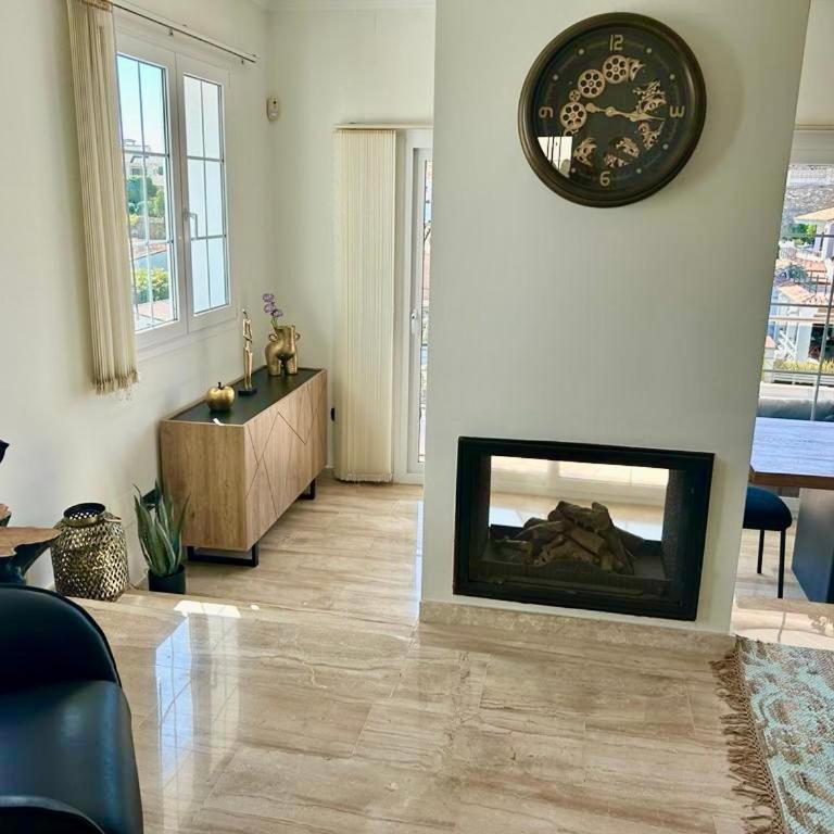 Villa Flow - Three-Bedroom Apartment - 19