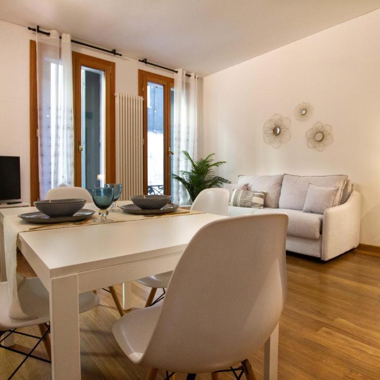 Dolfin Apartment * * * * * - Apartment mit 1 Schlafzimmer - 5