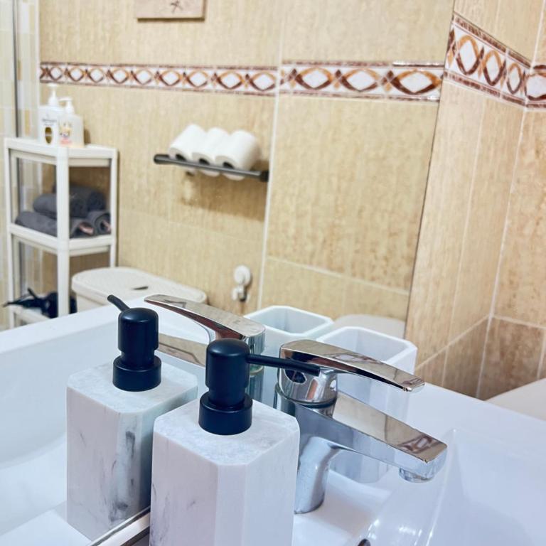 Comfortable Cosy Studio 350 m Playa del Cura, with official touristic license - Studio Apartment - 4