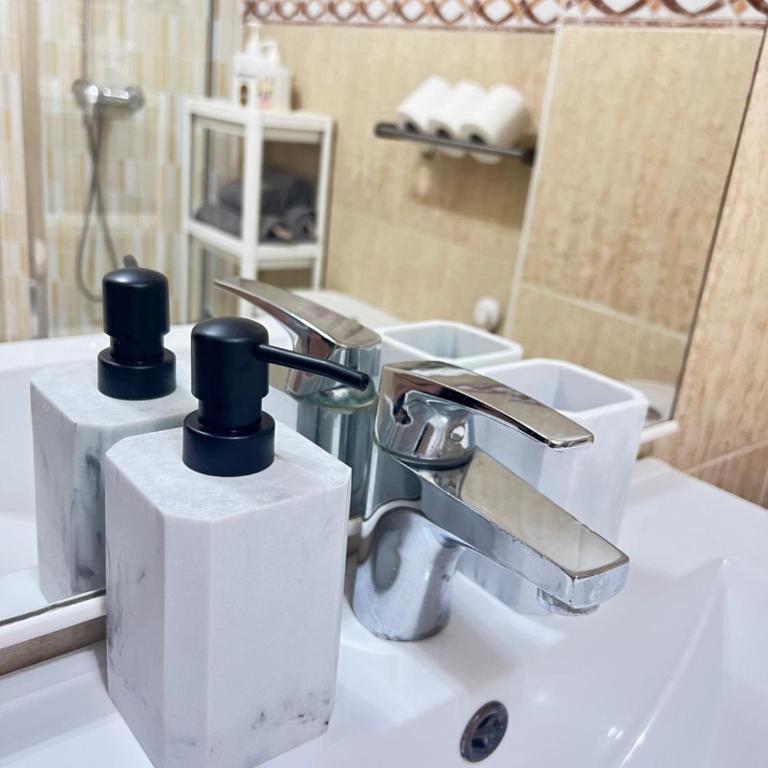 Comfortable Cosy Studio 350 m Playa del Cura, with official touristic license - Studio Apartment - 9