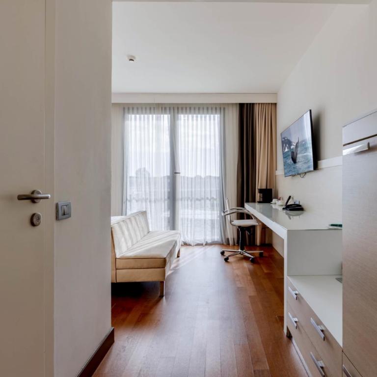 HOTIDAY Room Collection - Pisa - Camera Matrimoniale Standard - 4