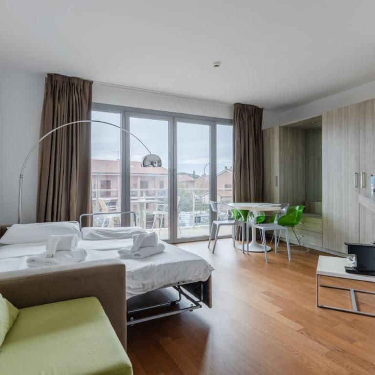 HOTIDAY Room Collection - Pisa - Appartamento Familiare - 1