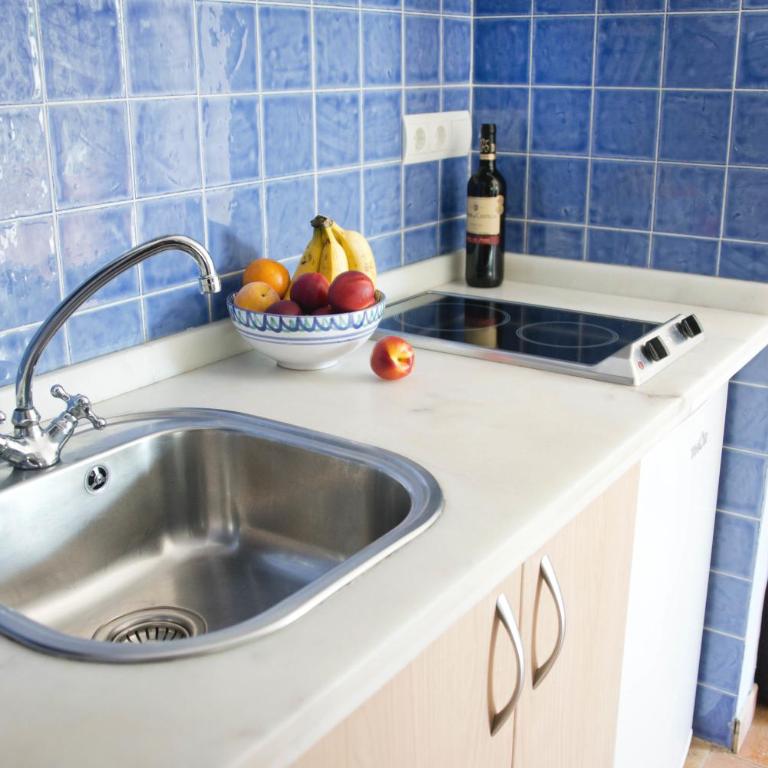 Apartamentos Montesclaros - One-Bedroom Apartment - 6