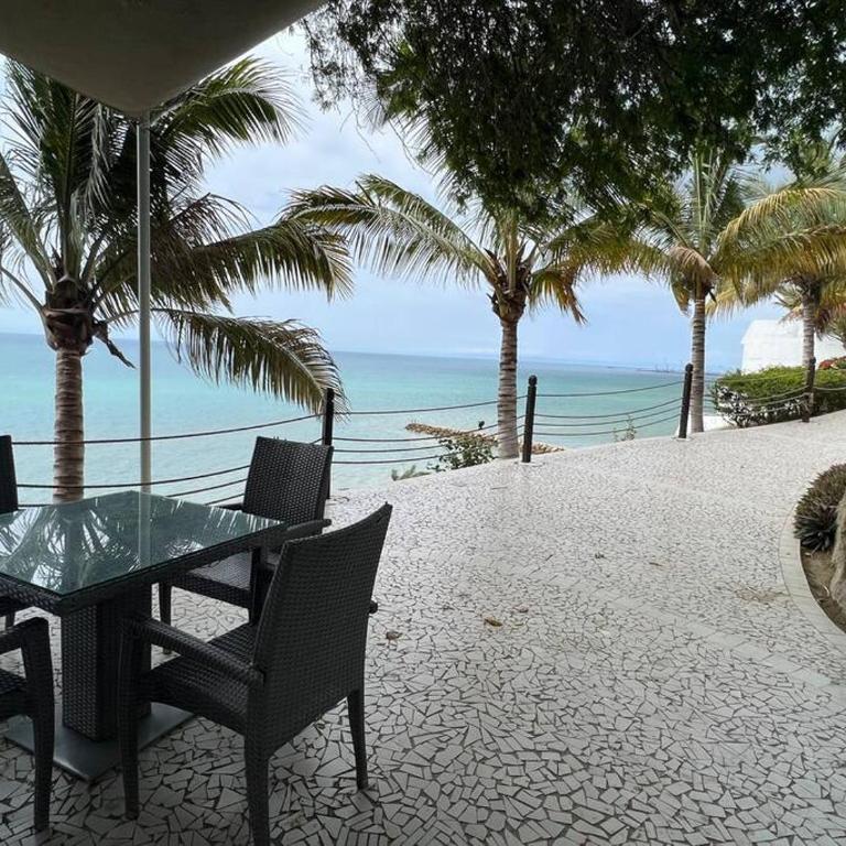 Luxury apartment on a beach front building, Manta. - One-Bedroom Apartment - 8