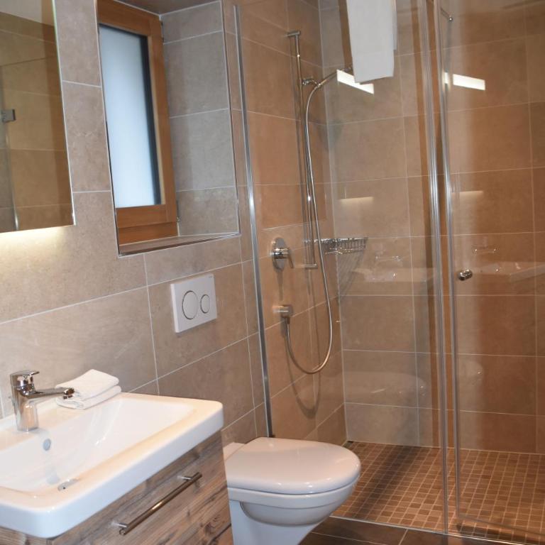 FERIENWOHNUNGEN Chalet Hohturnen - Apartment mit 2 Schlafzimmern und Terrasse - 19