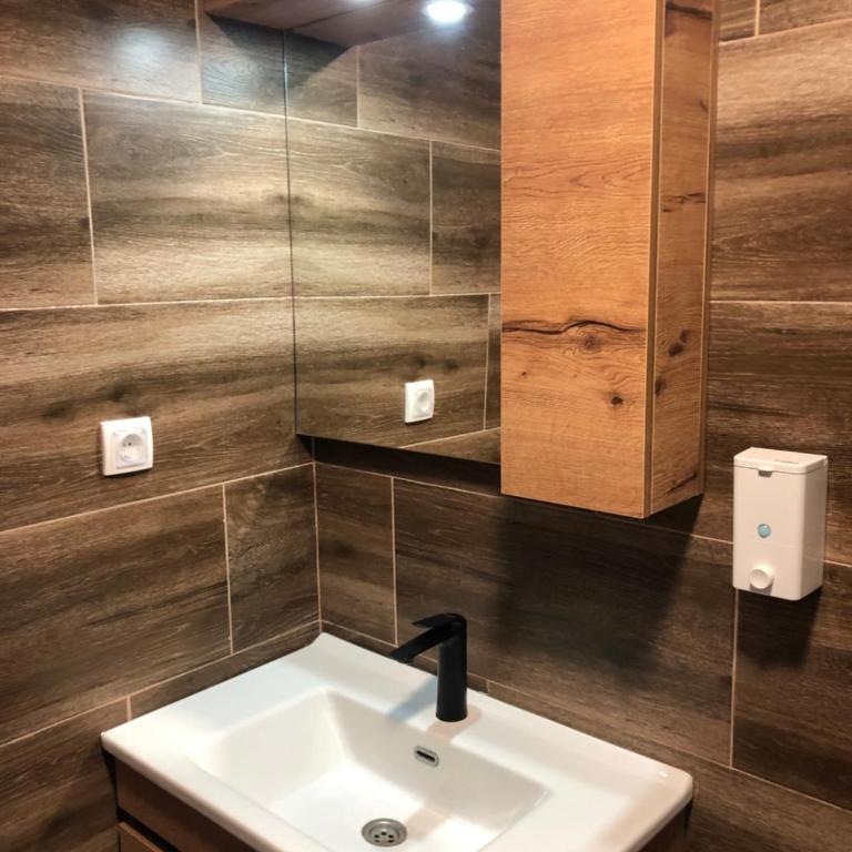 Kopaonik best view apartment - One-Bedroom Apartment - 11