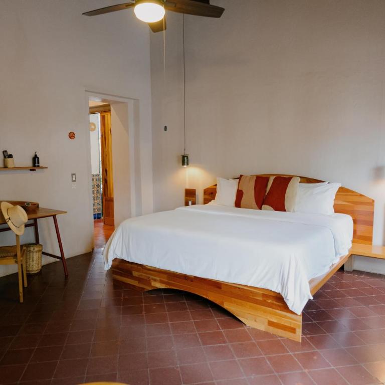 Grana B&B - Suite con cama extragrande - Planta baja - 2