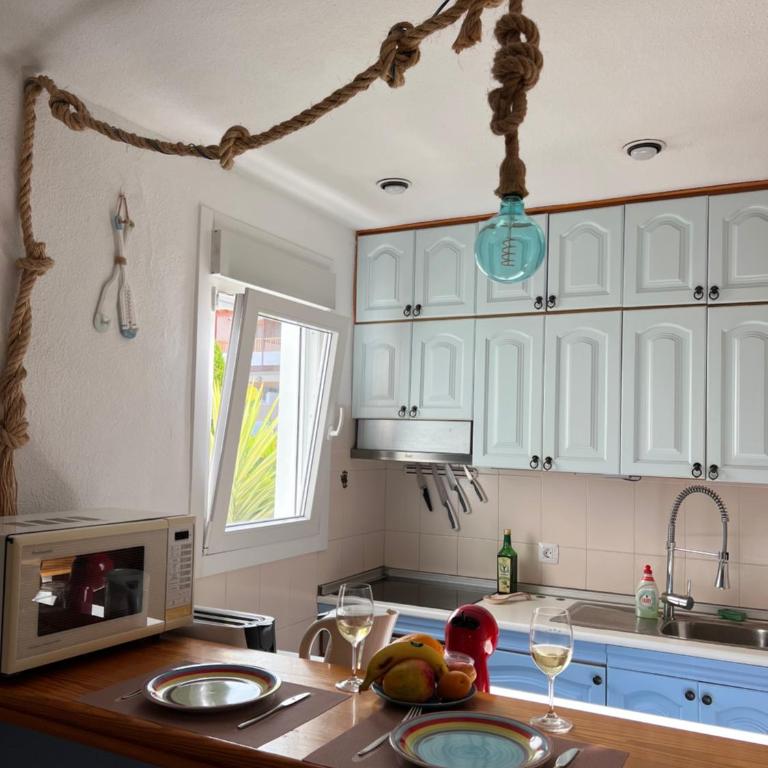 CACTUS's HOUSE, 150 m beach, 1 bdr, 4 guests, wifi, Netflix, - Bungalow Deluxe con vistas al jardín - 9