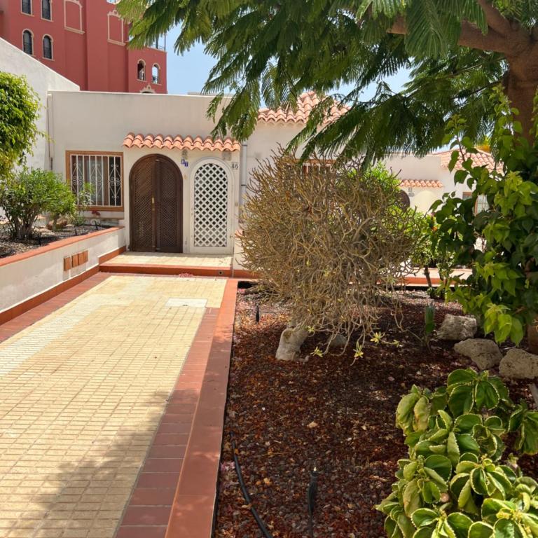CACTUS's HOUSE, 150 m beach, 1 bdr, 4 guests, wifi, Netflix, - Bungalow Deluxe con vistas al jardín - 4