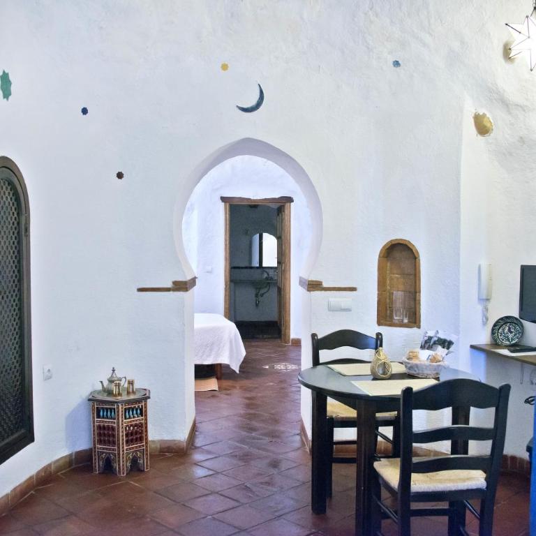 Apartamentos Montesclaros - Cave House (2 Adults) - 2