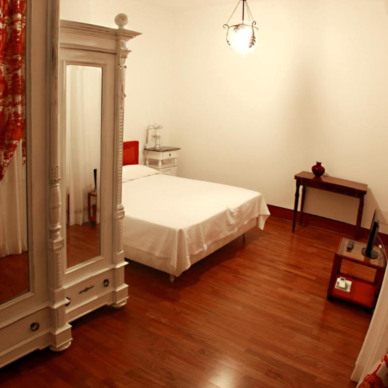 Bellezza Suites - Standard Double Room - 5