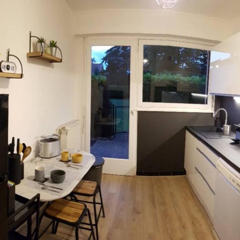 le Nid des Cèdres, voisin des Thermes et du centre - One-Bedroom Apartment - 11