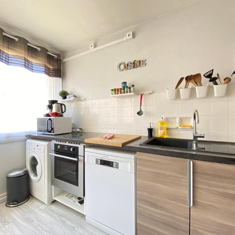 Cosy, spacieux avec 3 chambres et espaces de travail - Pres Bas - Appartement 3 Chambres - 2