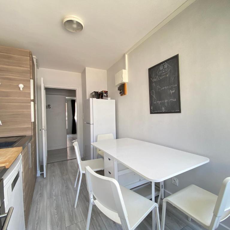 Cosy, spacieux avec 3 chambres et espaces de travail - Pres Bas - Appartement 3 Chambres - 4