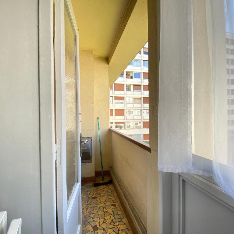 Cosy, spacieux avec 3 chambres et espaces de travail - Pres Bas - Appartement 3 Chambres - 16