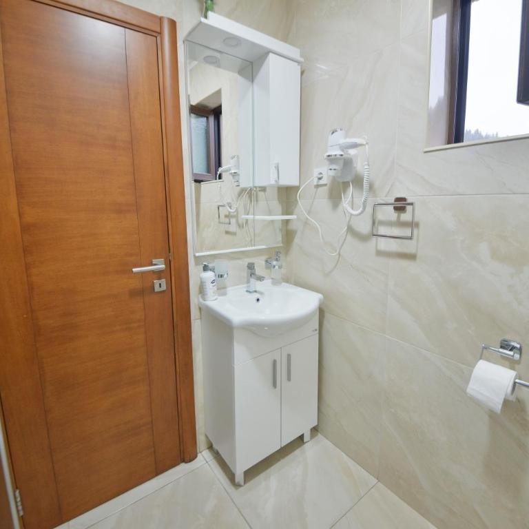 Lux Villas Zabljak - Deluxe Villa - 22