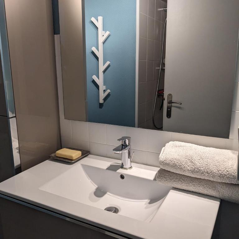 Joli studio proche des thermes - Apartamento de 1 dormitorio - 16