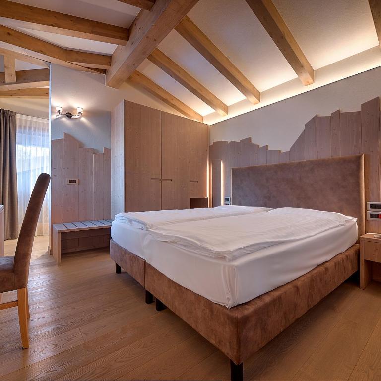 Hotel Madonna delle Nevi - Suite con Vista Montagna - 1