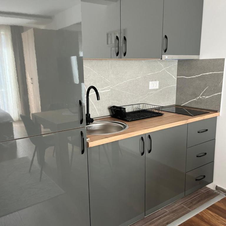 President Kop Fibi - Apartman - 8