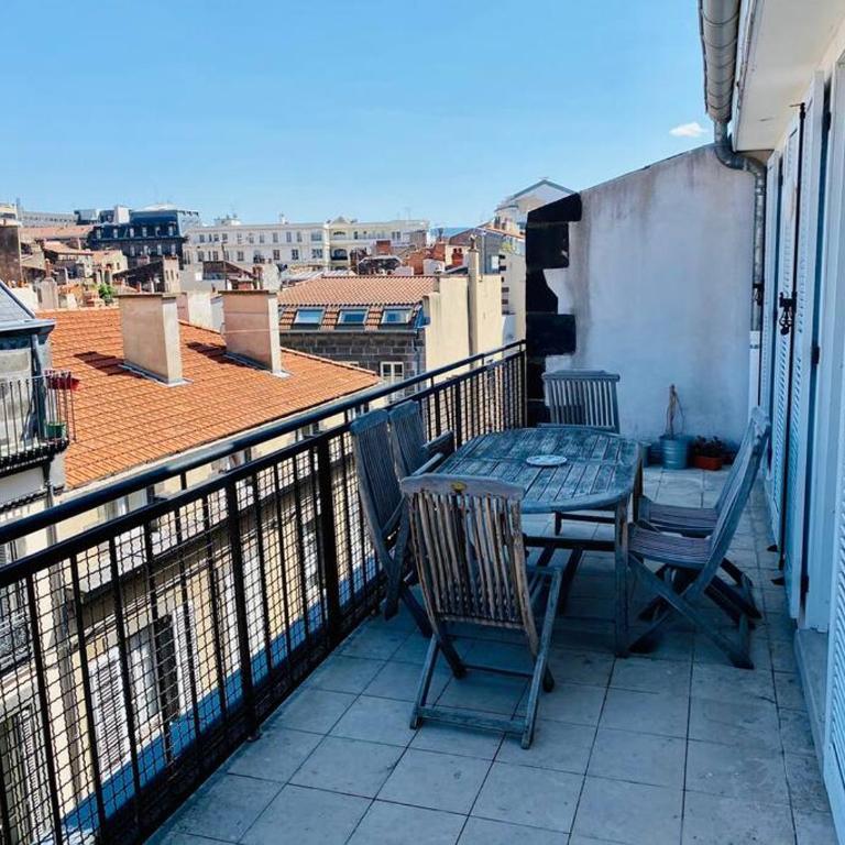 Hypercentre Clermont-FD terrasse + parking - Appartement 2 Chambres - 13