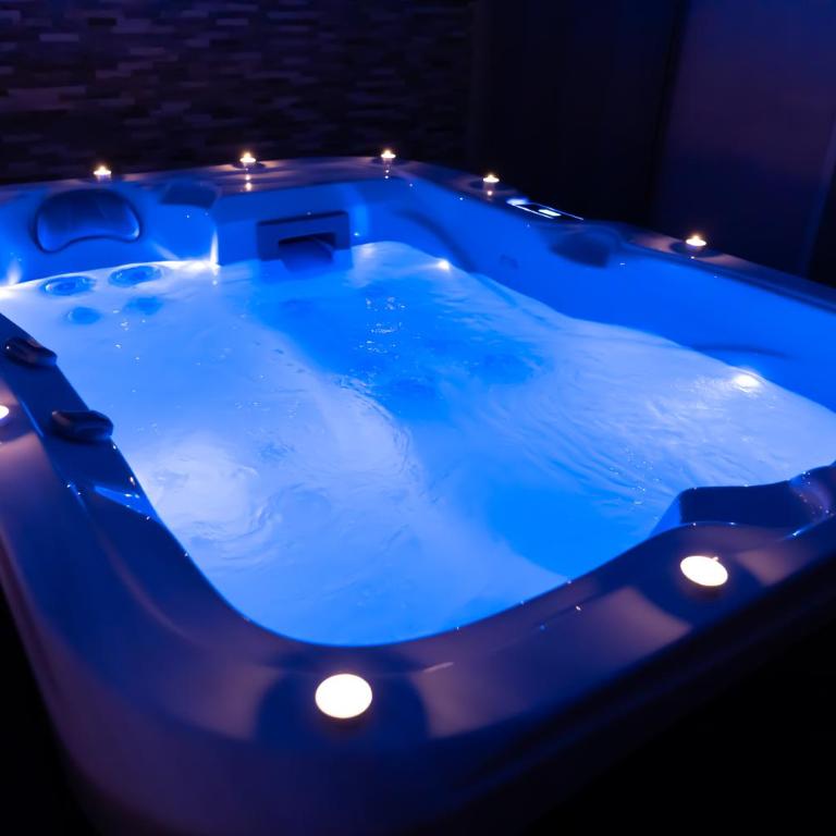 L'incognito - Romantisme - Vin - Jacuzzi - Appartement 1 Chambre - 14