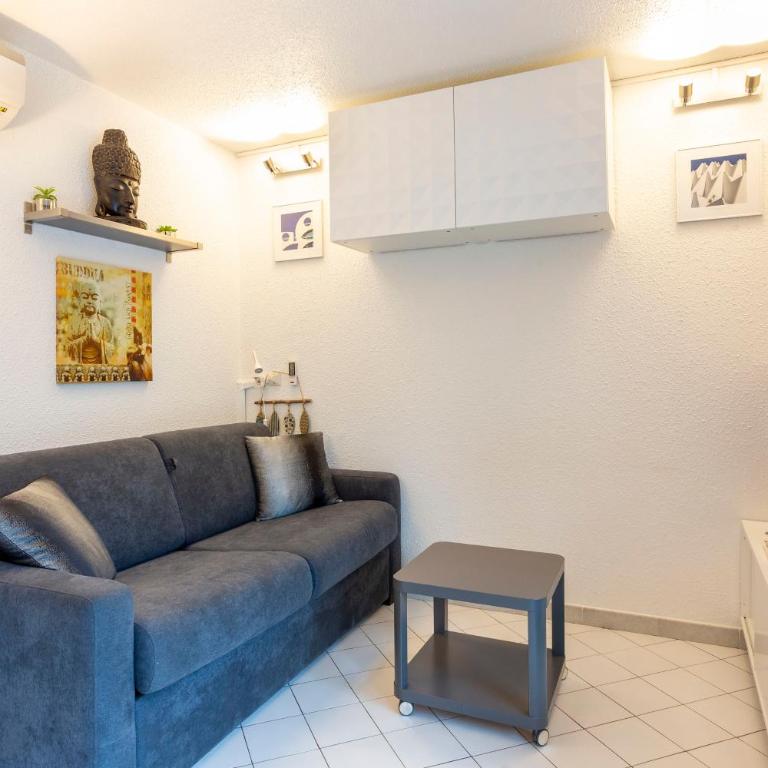 Chez Claude & Isabelle - Joli studio cabine climatisé avec parking et piscine - One-Bedroom Apartment - 2