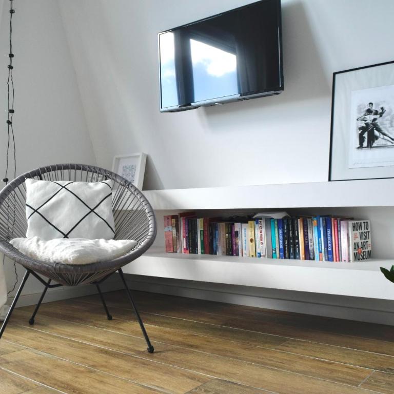 Hiona Apartment - One-Bedroom Apartment - 39