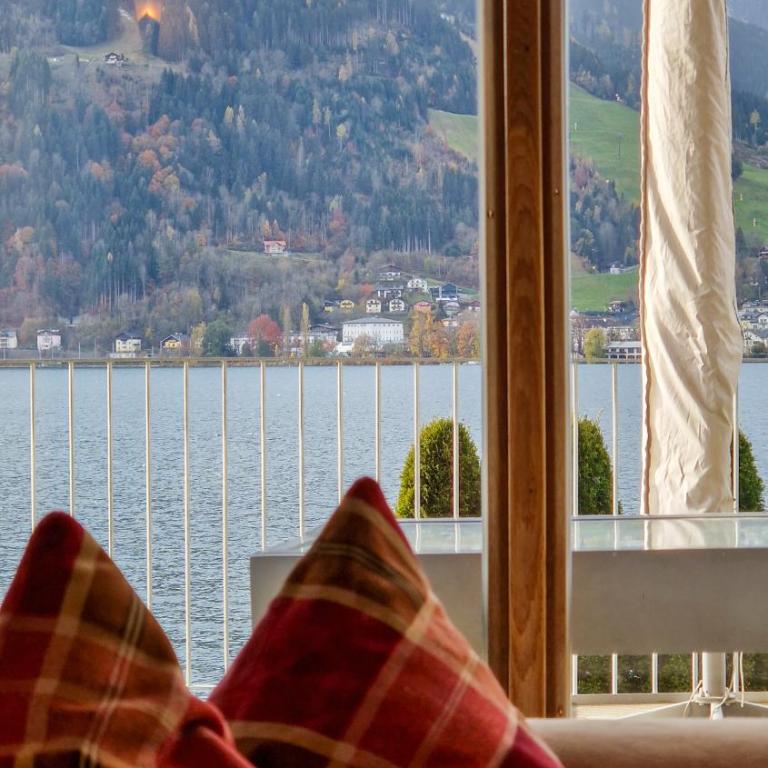 Finest Lakeside Villa Zell am See incl SUMMER CARD by All in One Apartments - Villa - 4