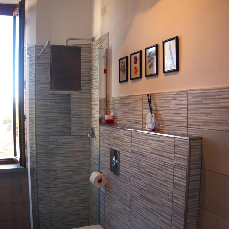 Appartamento via Grandi - Free Gated Parking - 5 minutes from Center - Appartamento con 2 Camere da Letto - 11