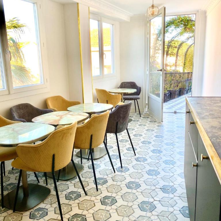 Villa Caprice - Chambre Deluxe (2 Adultes + 1 Enfant) - 5