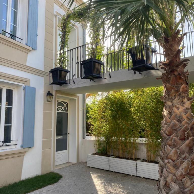 Villa Caprice - Chambre Double Deluxe (2 Adultes + 1 Enfant) - 5