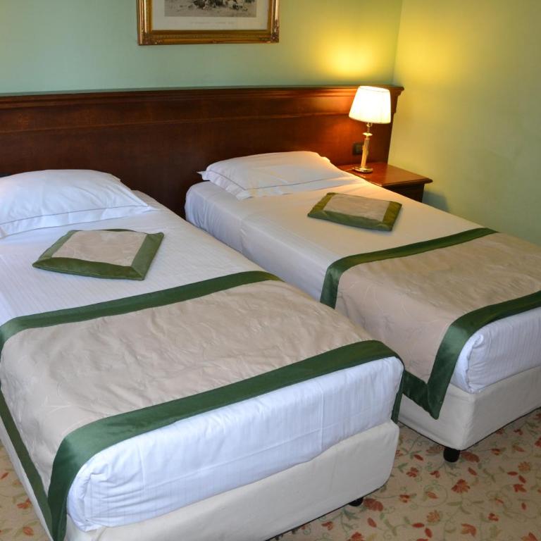 Meditur Hotel Bologna - Camera Matrimoniale Comfort - 3