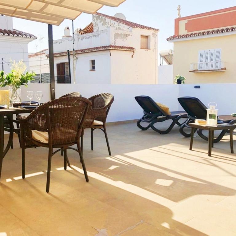 AP309 - Colon Atico - Apartamento con terraza - 1