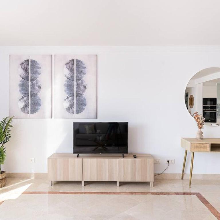 Luxurious penthouse with mountain and sea view 422 - Apartamento de 2 dormitorios - 37