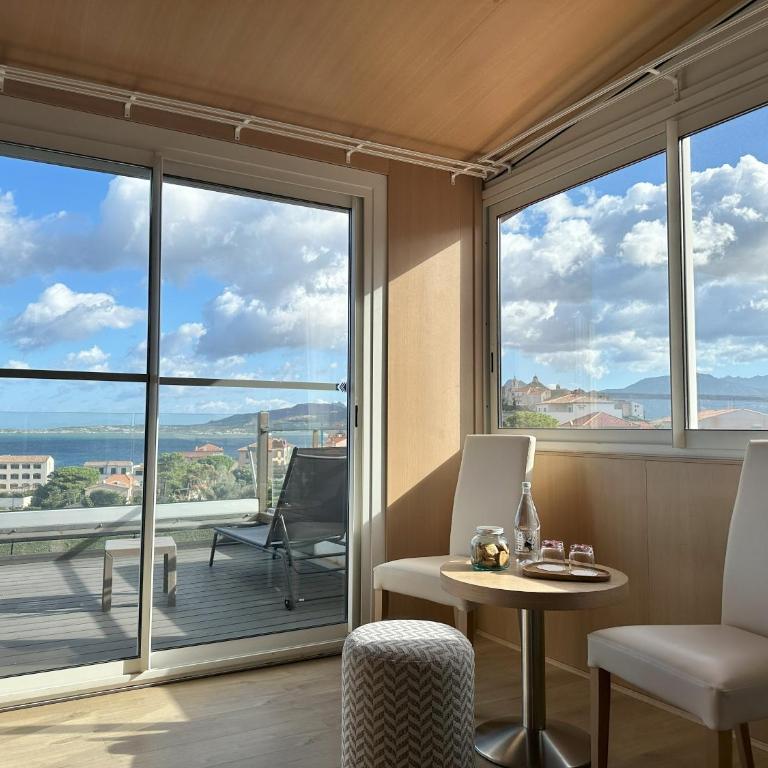 Hotel Revellata & Spa - Large sup • Double or Twin Room - Terrace with Sea View - 7